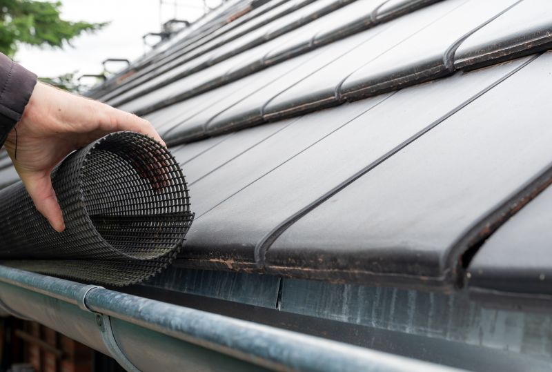 Reduces gutter maintenance